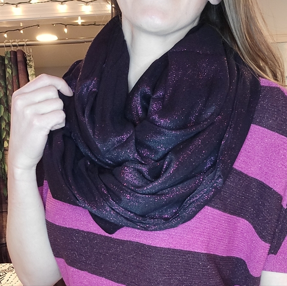 Pink  Scarf - Picture 3 of 5